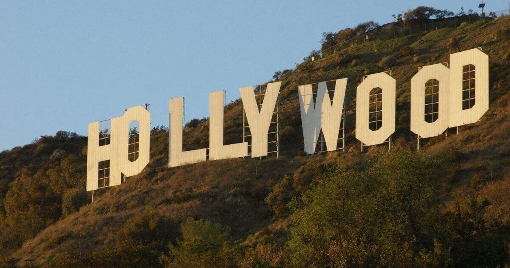 Half of the Hollywood Sign - 25 Feet Length Comparison