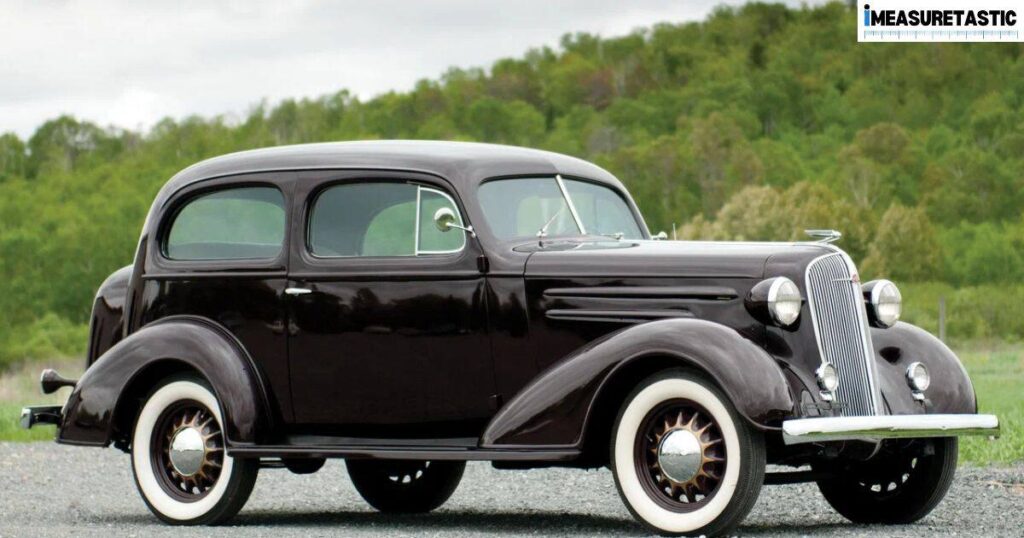 12 Things That Are 30 Feet Long or Big 2 Standard Sedan Cars